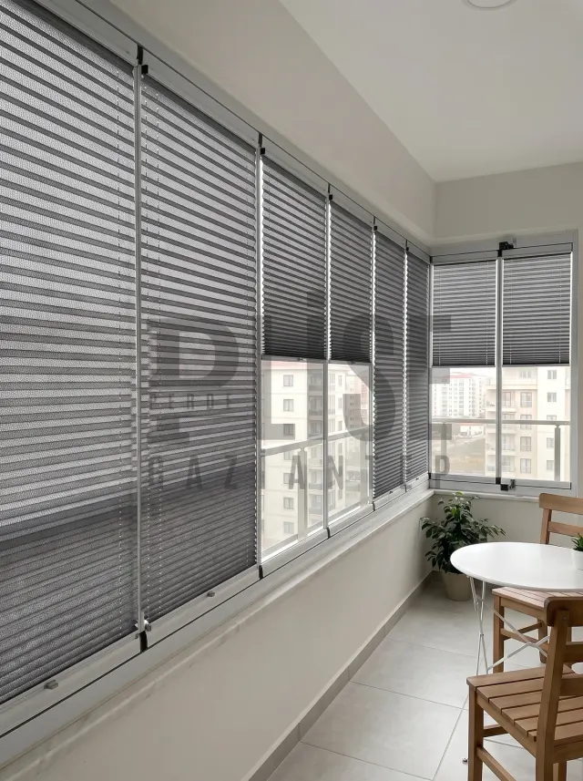 NANO CLEAN 04 Kolay Bakım Kumaşı plise perde — Cam balkon