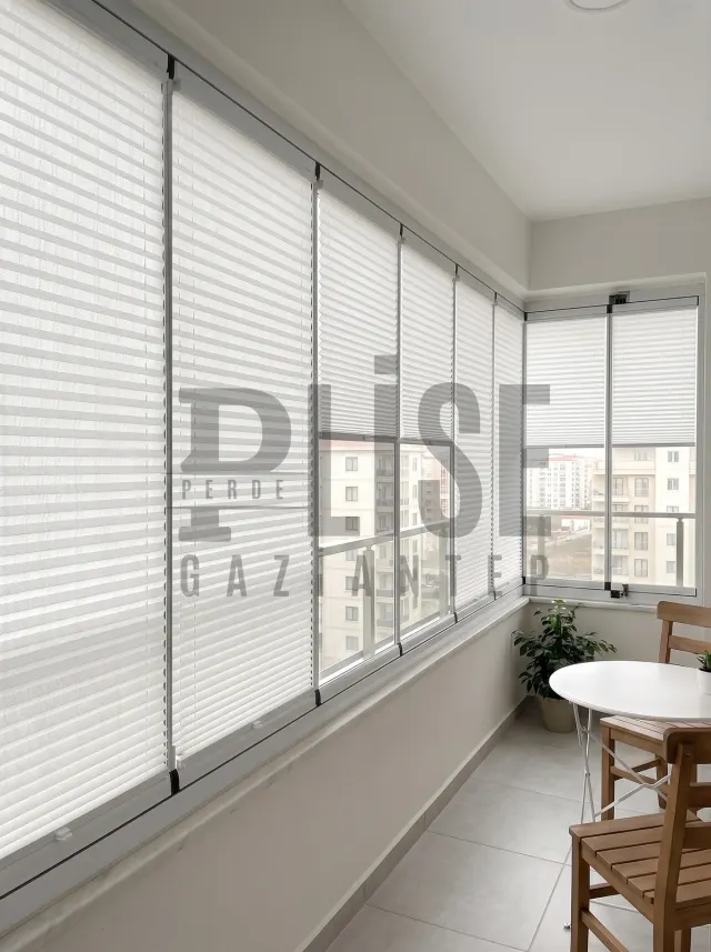 NEO FASHION 05 Desenli Beyaz plise perde — Cam balkon