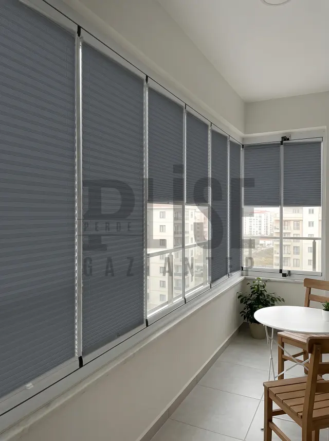 NOVA VR 10 Gece Siyahı plise perde — Cam balkon
