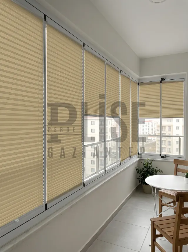 NOVA VR 08 Sıcak Kahve plise perde — Cam balkon