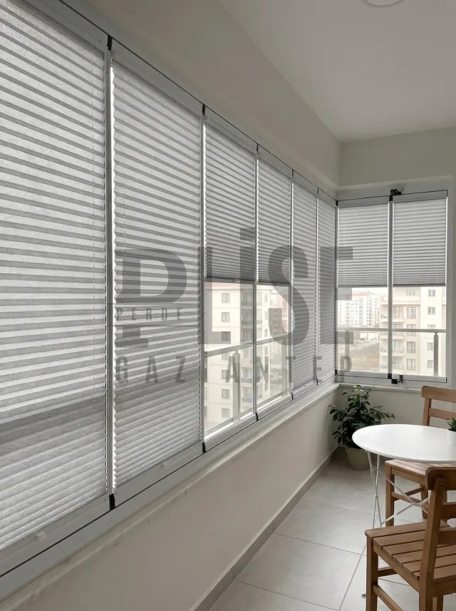NOVA PREMIUM 05 Premium Dokulu Kumaş plise perde — Cam balkon